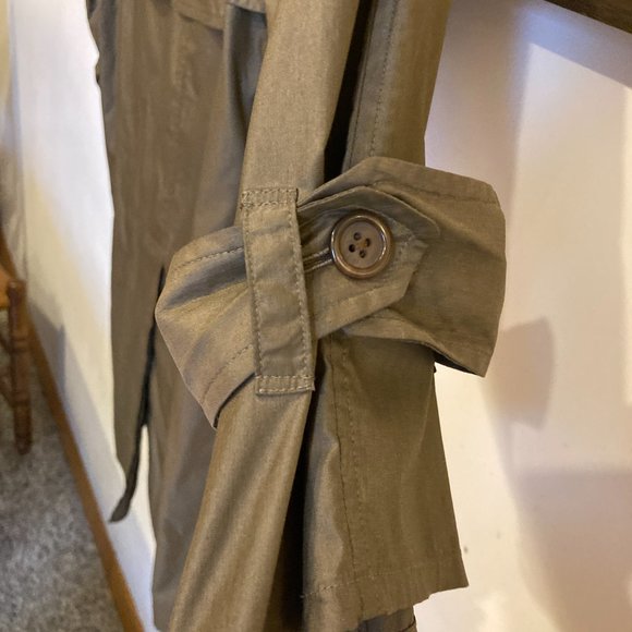 Vintage Burberry Green Silk Trench Coat Sz 6 / M/L - Picture 8 of 16